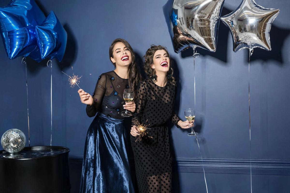 Throw the Event to Remember with These Holiday Party Style Tips