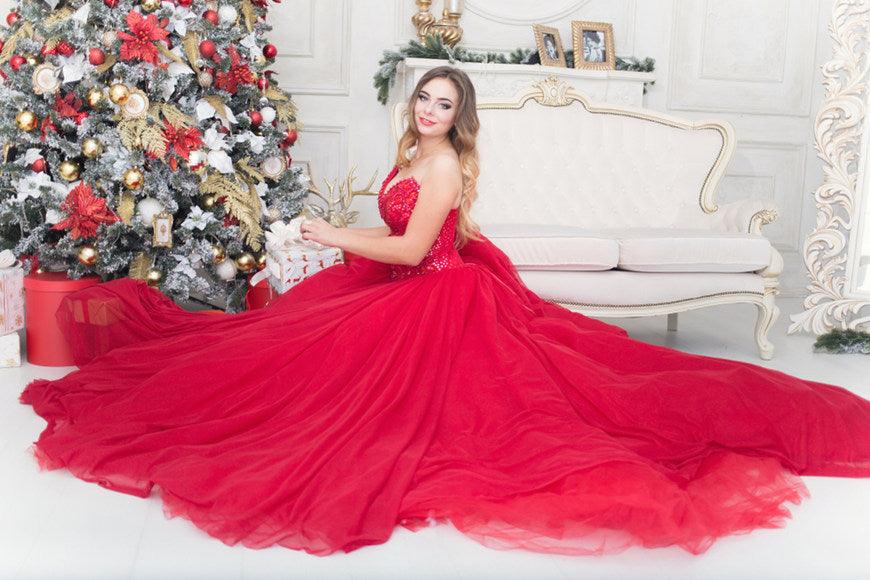 Red wedding gown sales meaning