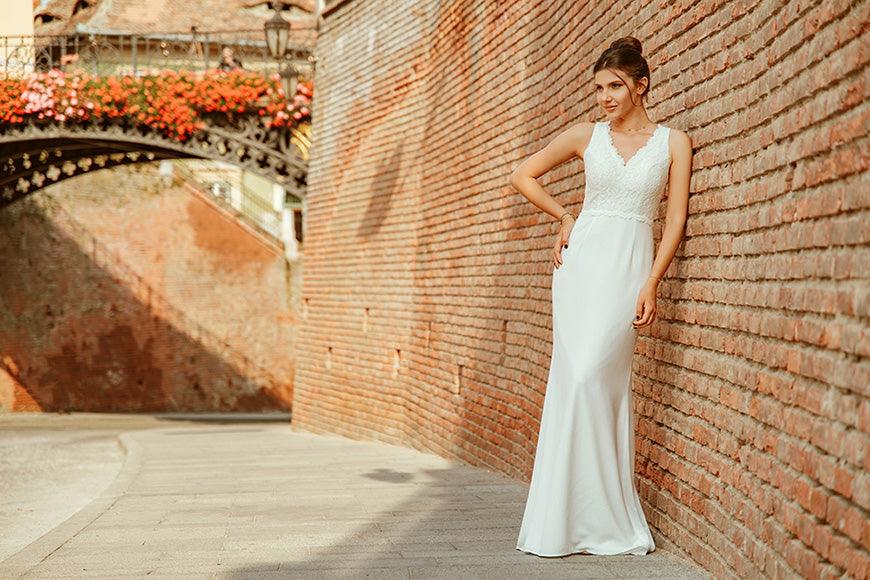 larisa-in-ever-pretty-dress