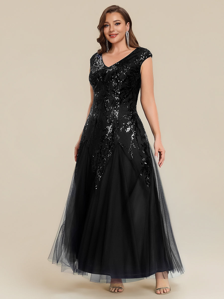 Plus Size Glitter High Stretch Cap Sleeve Tulle Mother of the Bride Dress #color_Black