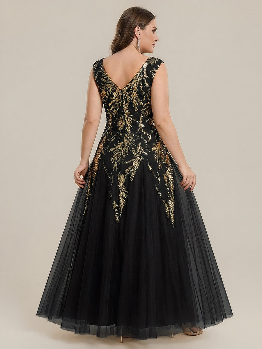 Plus Size Glitter High Stretch Cap Sleeve Tulle Mother of the Bride Dress #color_Black & Gold