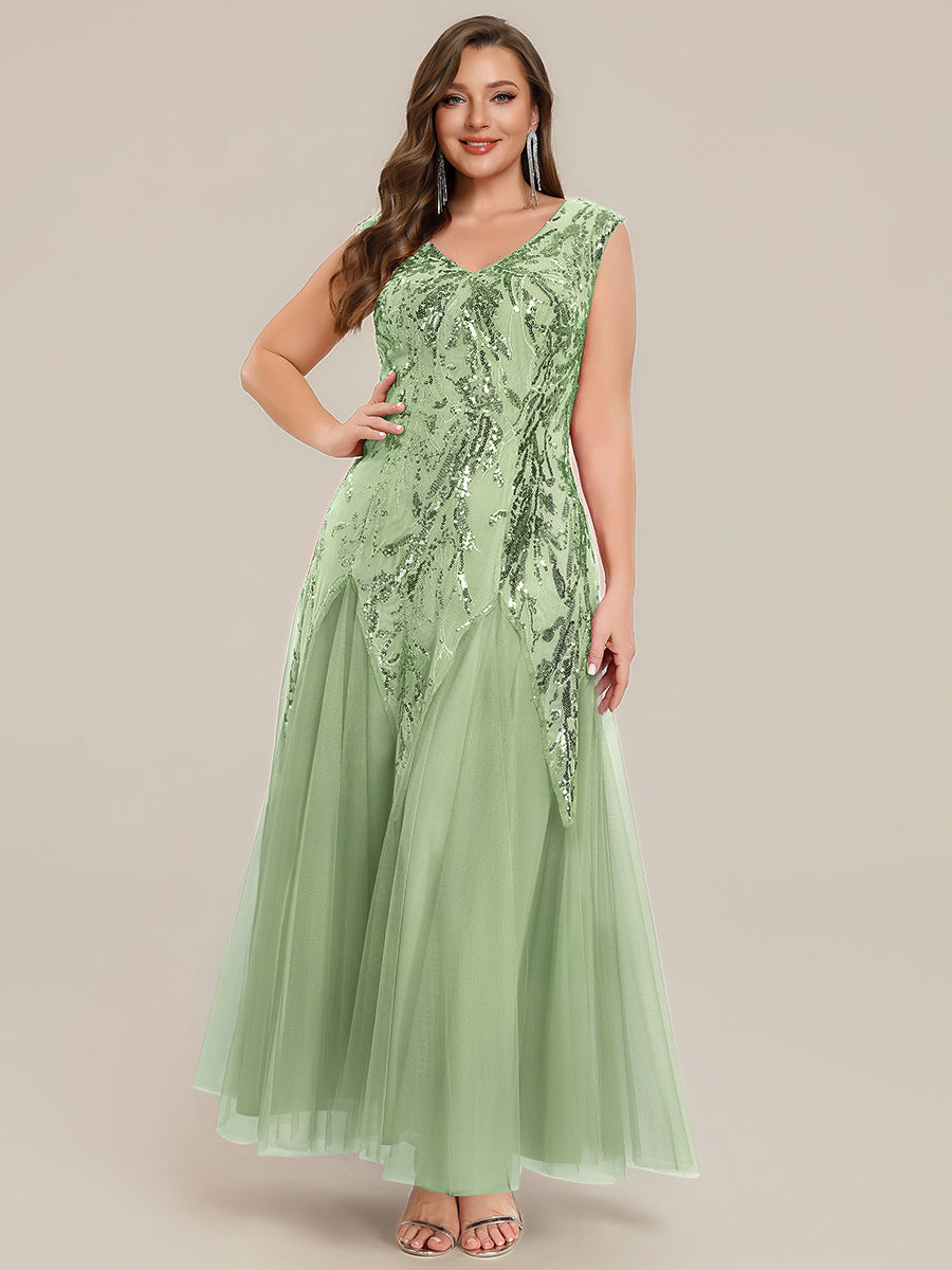 Plus Size Sequin V Neck Cap Sleeve Tulle Formal Evening Dress #color_Mint Green