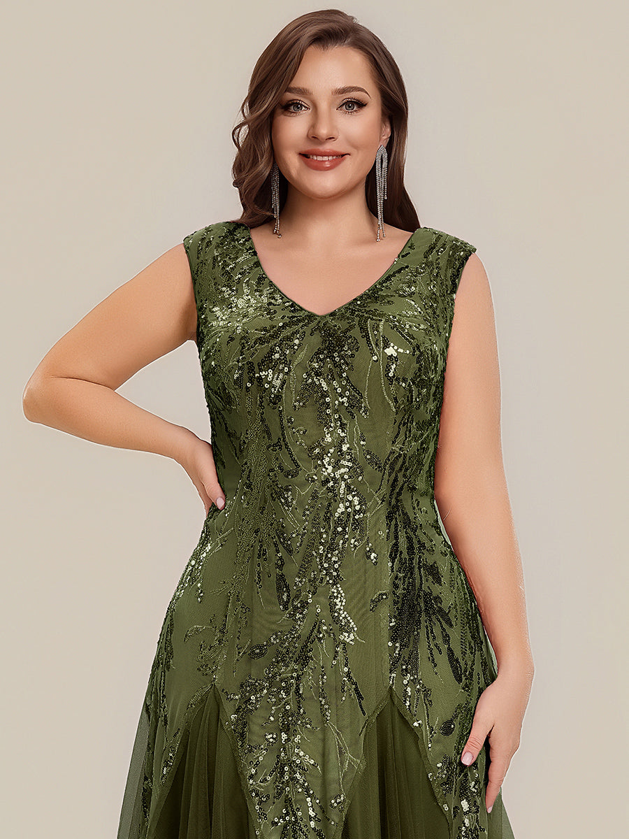 Plus Size Sequin V Neck Cap Sleeve Tulle Formal Evening Dress #color_Olive Green