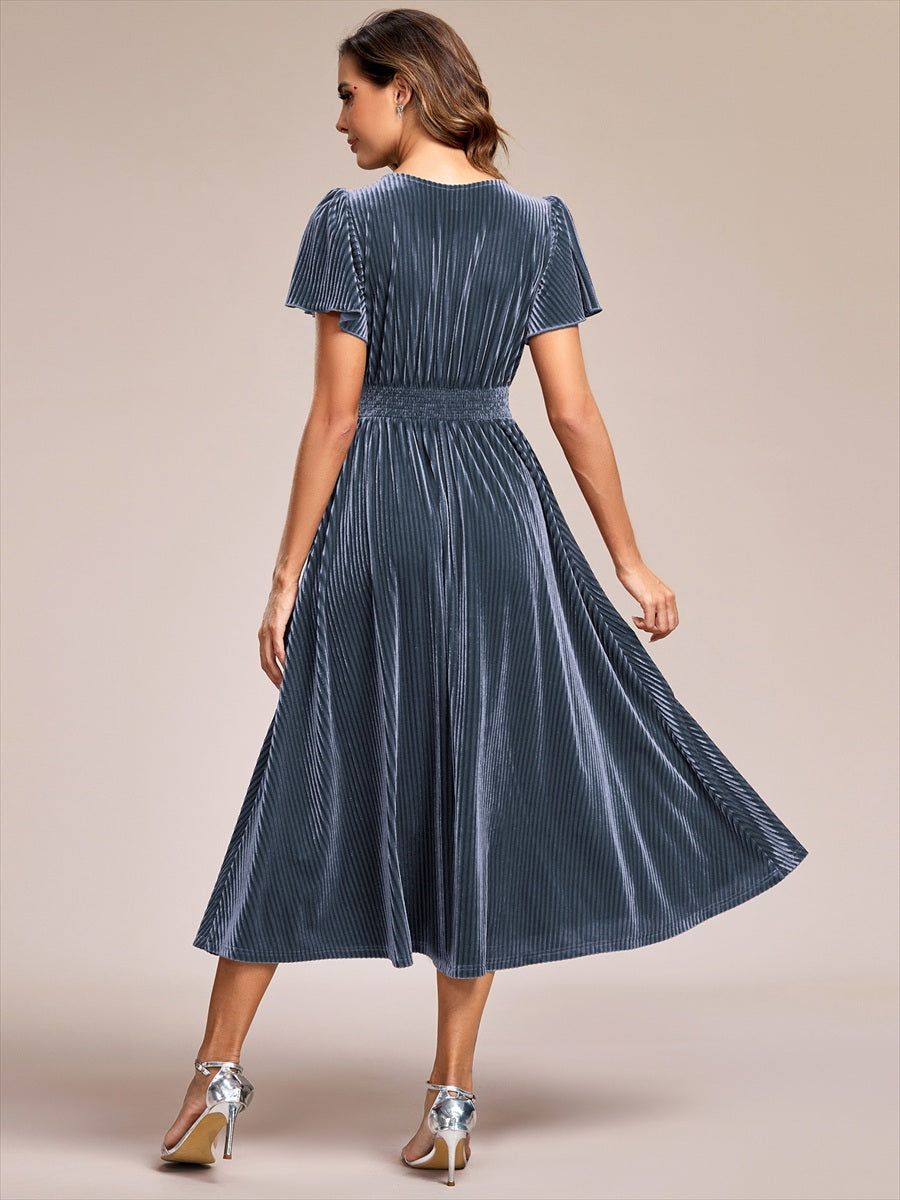 Graceful V-Neck Waist Design Short Sleeves Fall Velvet Midi Wedding Guest Dress #color_Dusty Blue