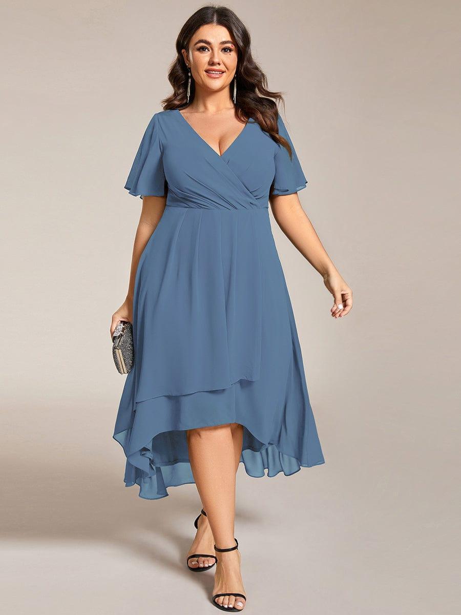 Plus Size Chiffon Short Sleeves Pleated V-Neck A-Line Midi Wedding Guest Dress #color_Dusty Blue