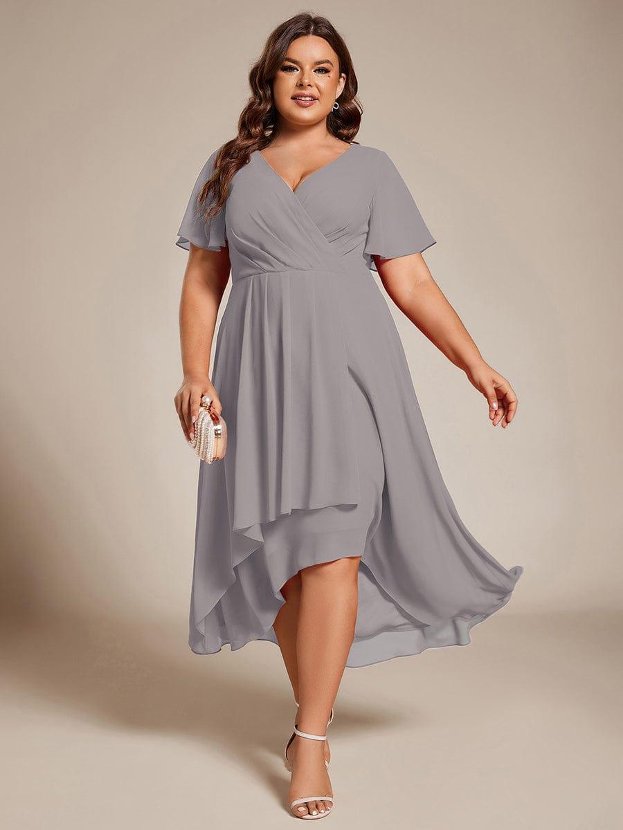 Plus Size Chiffon Short Sleeves Pleated V-Neck A-Line Midi Wedding Guest Dress #color_Grey