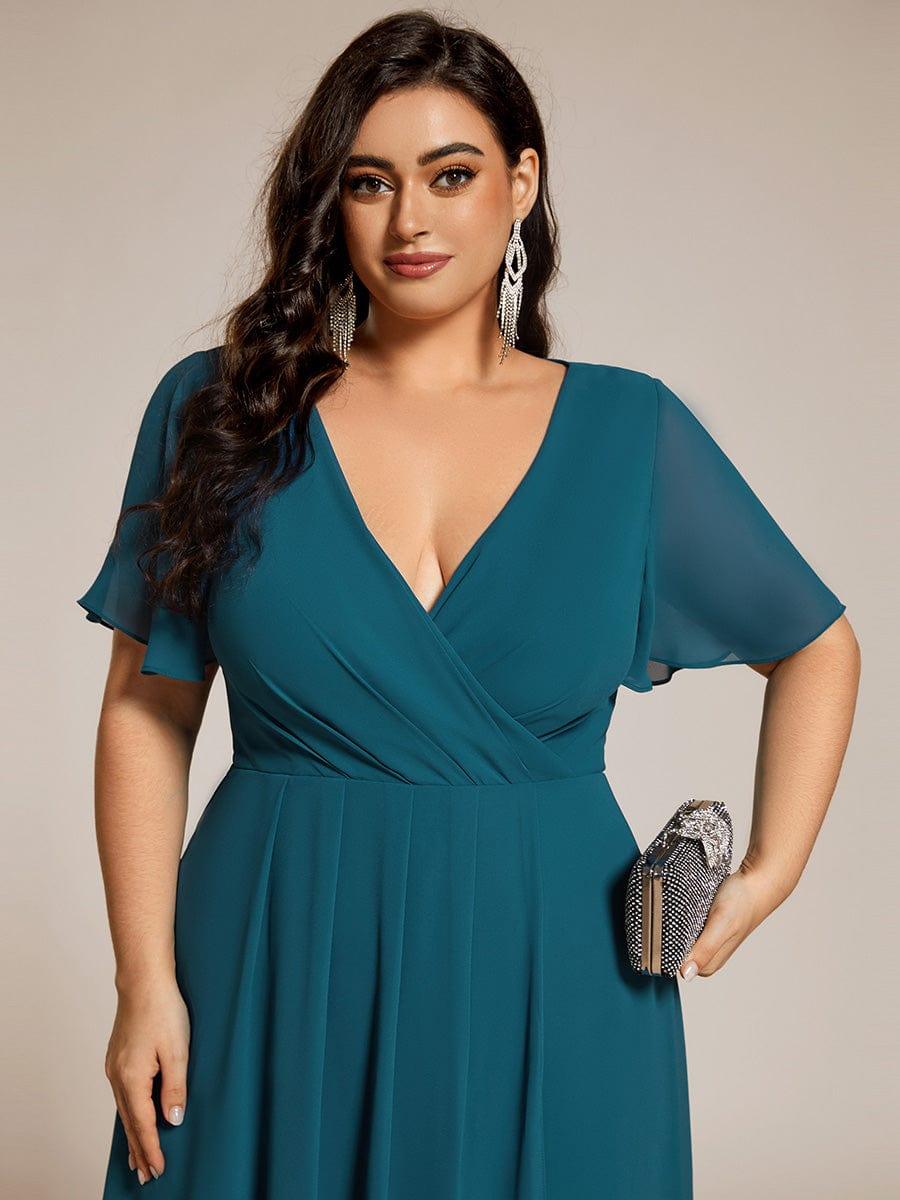Plus Size Chiffon Short Sleeves Pleated V-Neck A-Line Midi Wedding Guest Dress #color_Teal