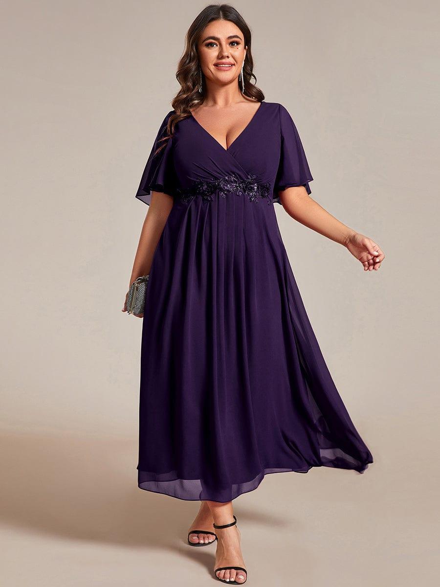 Plus Size Elegant Short Sleeves V-Neck Floral Applique Wedding Guest Dress #color_Dark Purple