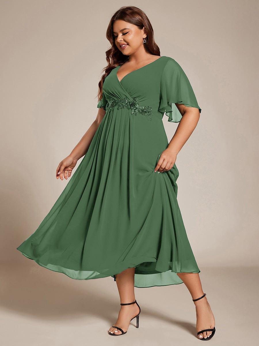 Plus Size Elegant Short Sleeves V-Neck Floral Applique Wedding Guest Dress #color_Eucalyptus