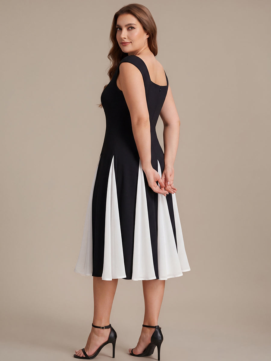 Plus Size Cap Sleeve Wedding Guest Dress #color_Ivory-Black