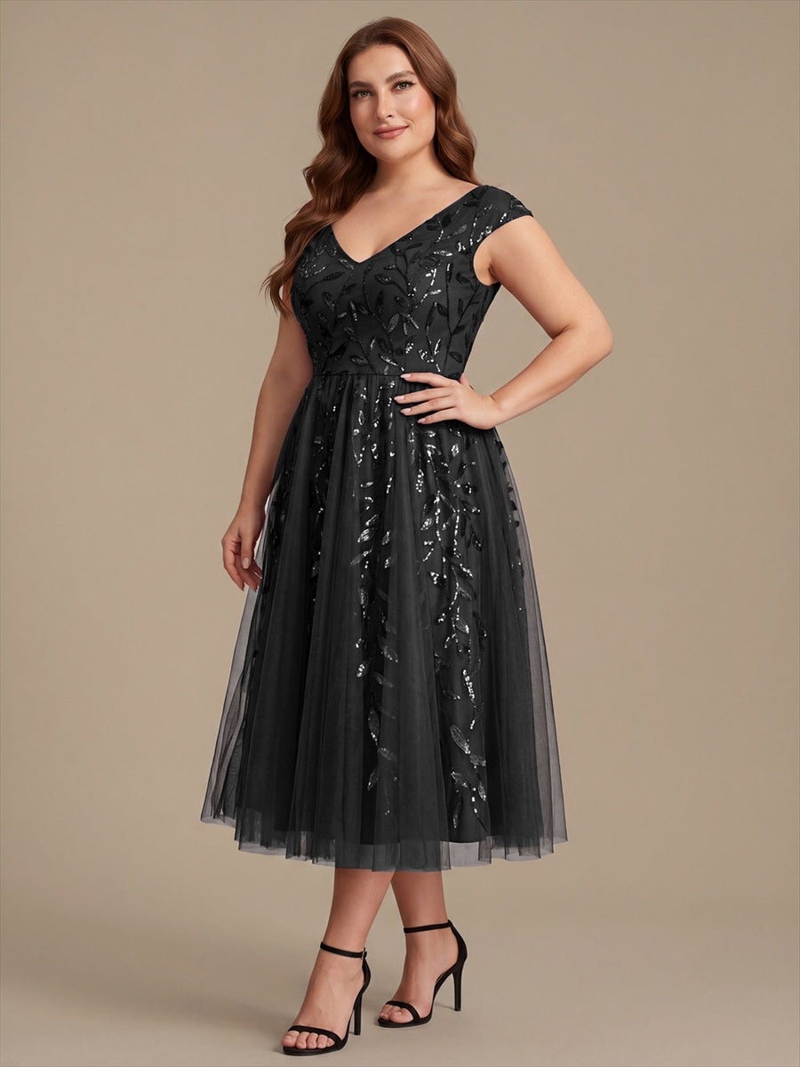 Plus Size V-Neck Sequin Wedding Guest Dress #color_Black