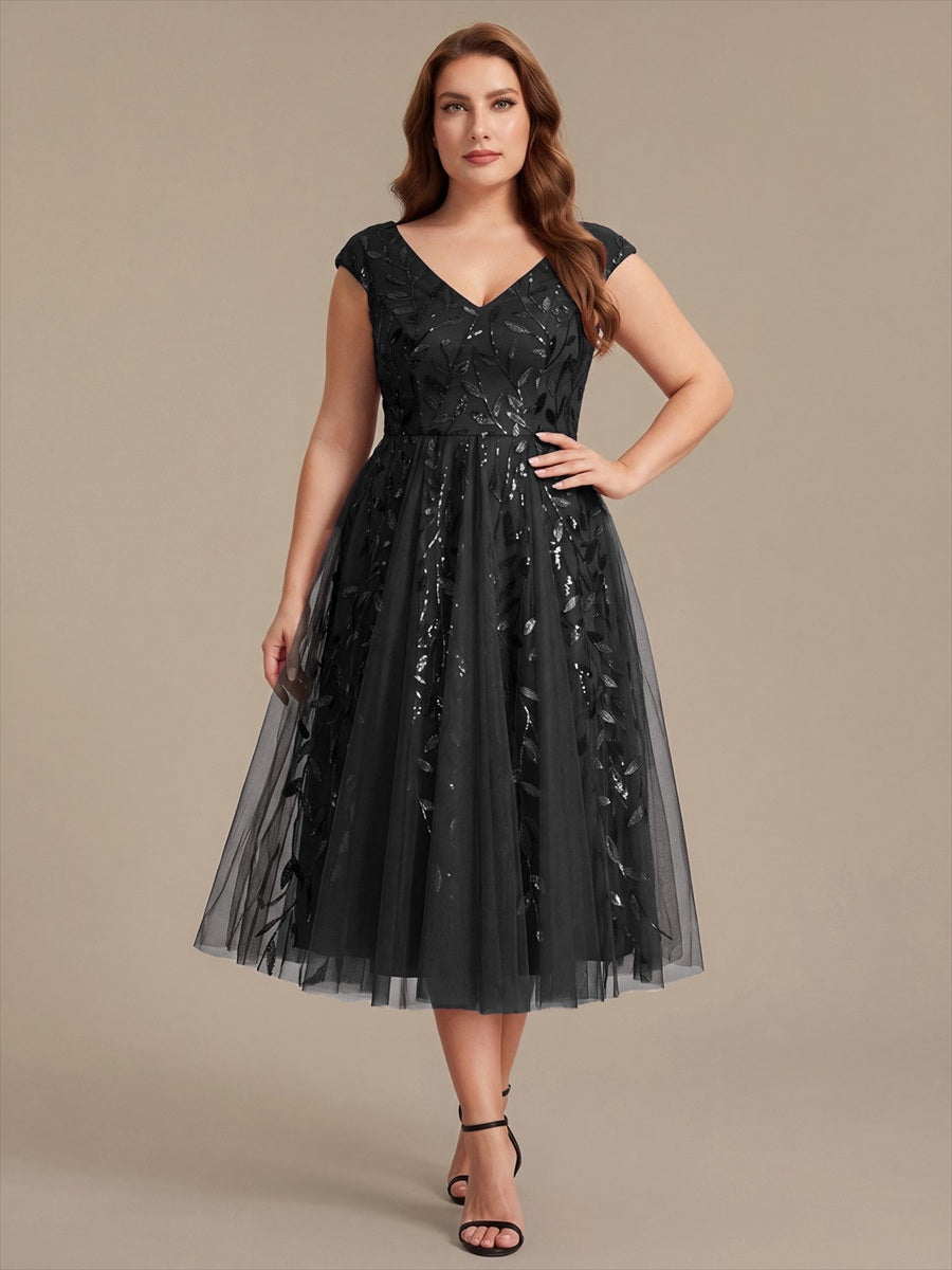Plus Size V-Neck Sequin Wedding Guest Dress #color_Black