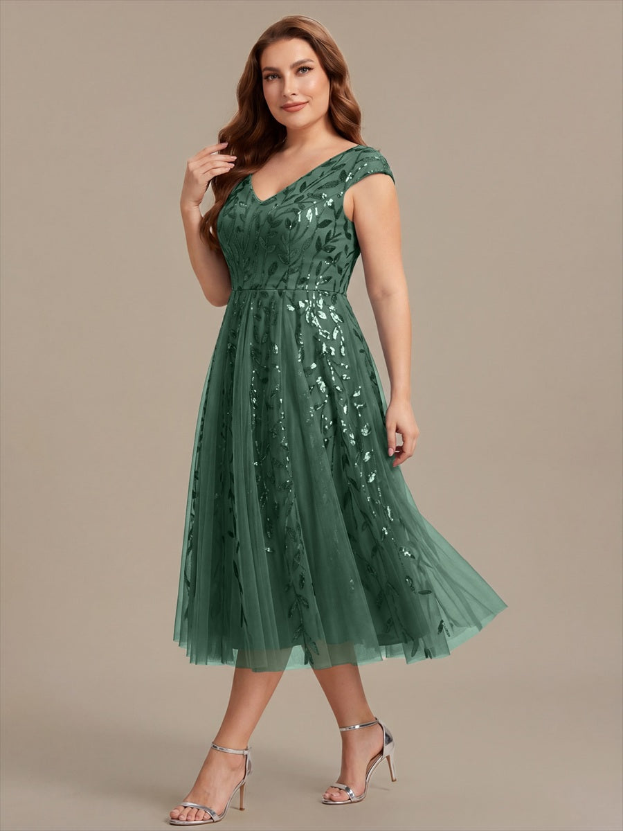 Plus Size V-Neck Sequin Wedding Guest Dress #color_Eucalyptus