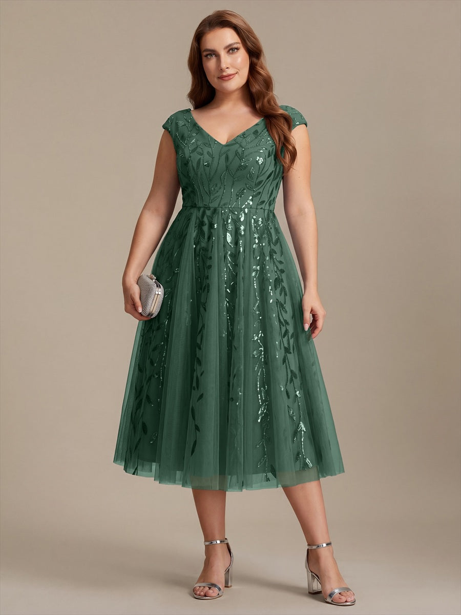 Plus Size V-Neck Sequin Wedding Guest Dress #color_Eucalyptus