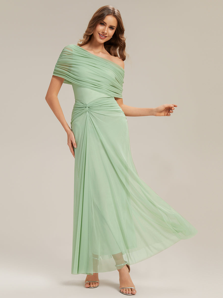 Tulle Off-the-shoulder Sleeve Bodycon Bridesmaid Dress #color_Mint Green