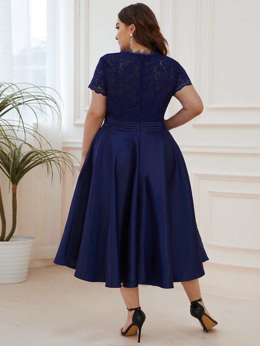 Plus Size V-neck Lace Bodice A-line Cocktail Dress with Sleeves #color_Navy Blue
