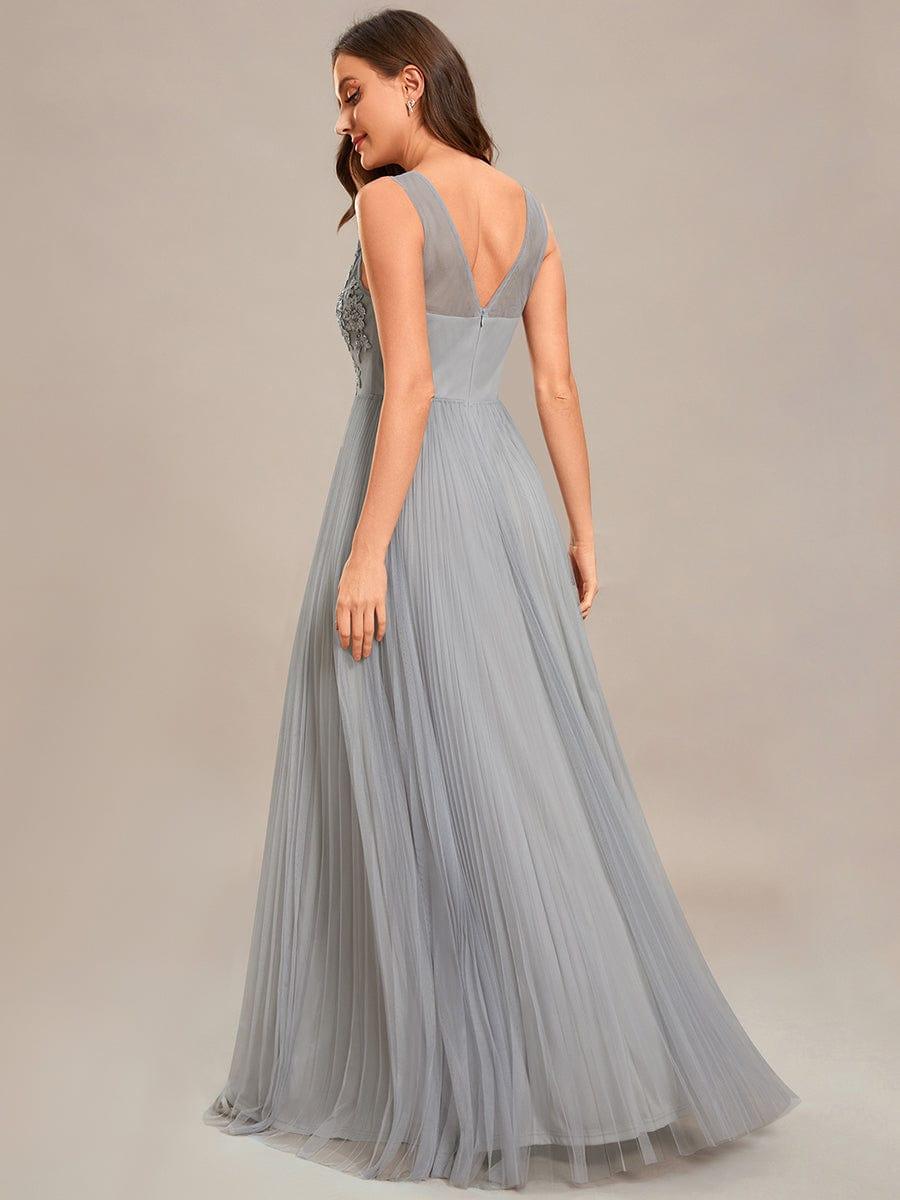 Exquisite Applique Embroidery Bodice Sleeveless A-Line Tulle Evening Dress #color_Grey Exquisite Applique Embroidery Bodice Sleeveless A-Line Tulle Evening Dress