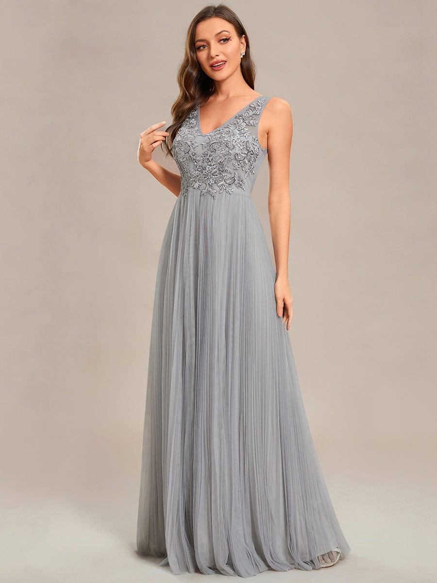 Exquisite Applique Embroidery Bodice Sleeveless A-Line Tulle Evening Dress #color_Grey Exquisite Applique Embroidery Bodice Sleeveless A-Line Tulle Evening Dress