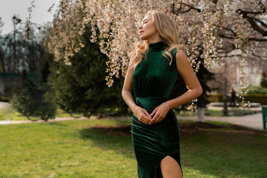 12 Stunning Velvet Holiday Dresses for 2025: Shop Your Festive Look Now!