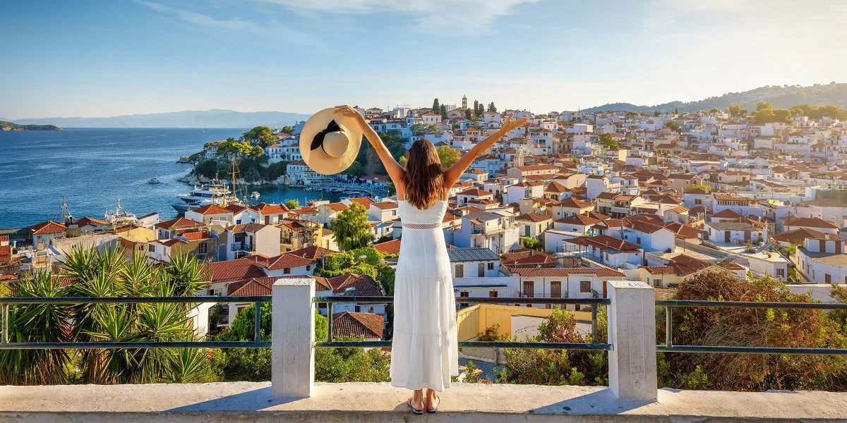 Best Dresses to Wear on Vacation