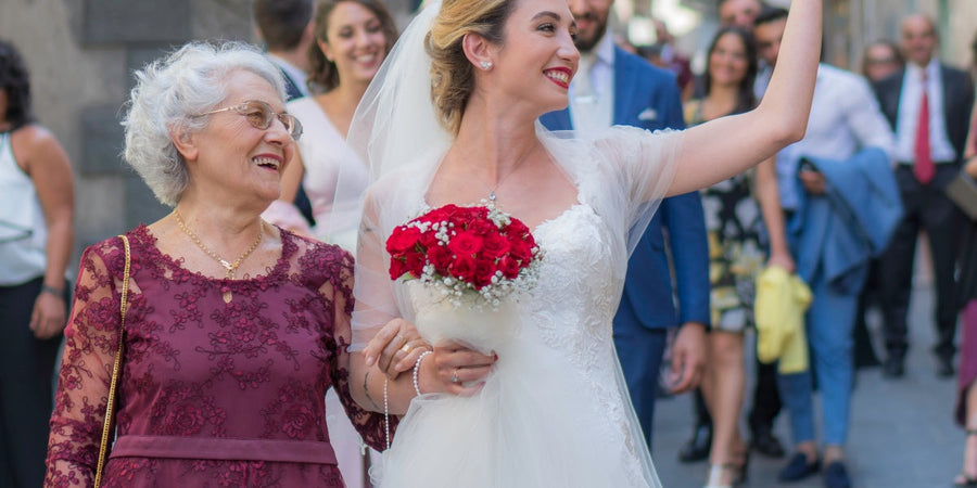 What Should the Grandmother of the Bride Wear