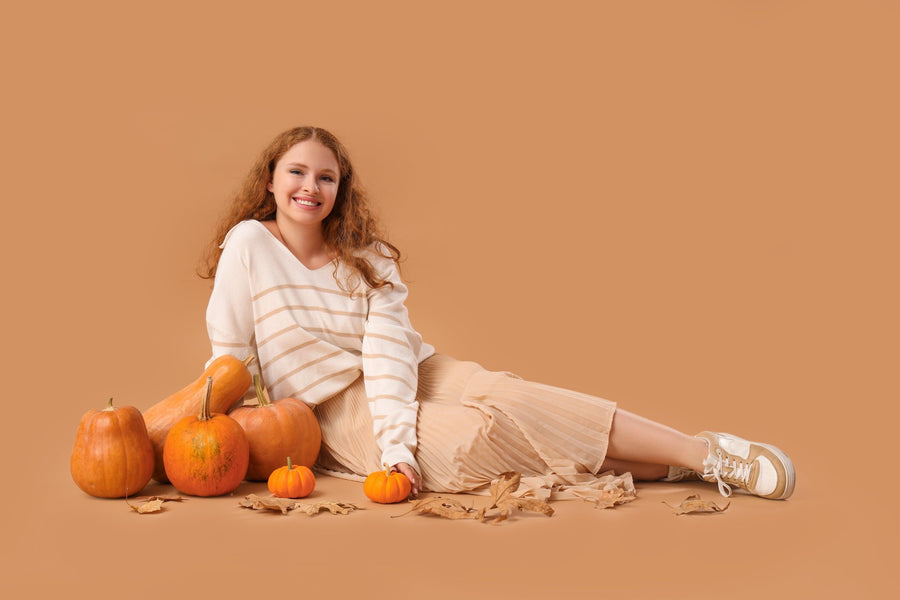 Celebrate in Style with Cute & Cozy Thanksgiving Outfits