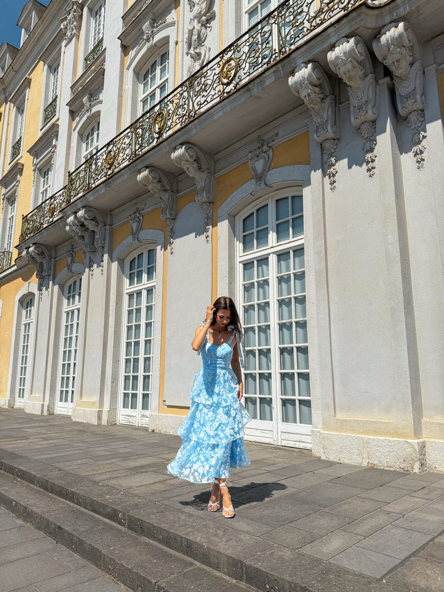 ever CODI|Bow Straps Floral Lace Tiered Dress Fan Photos 5
