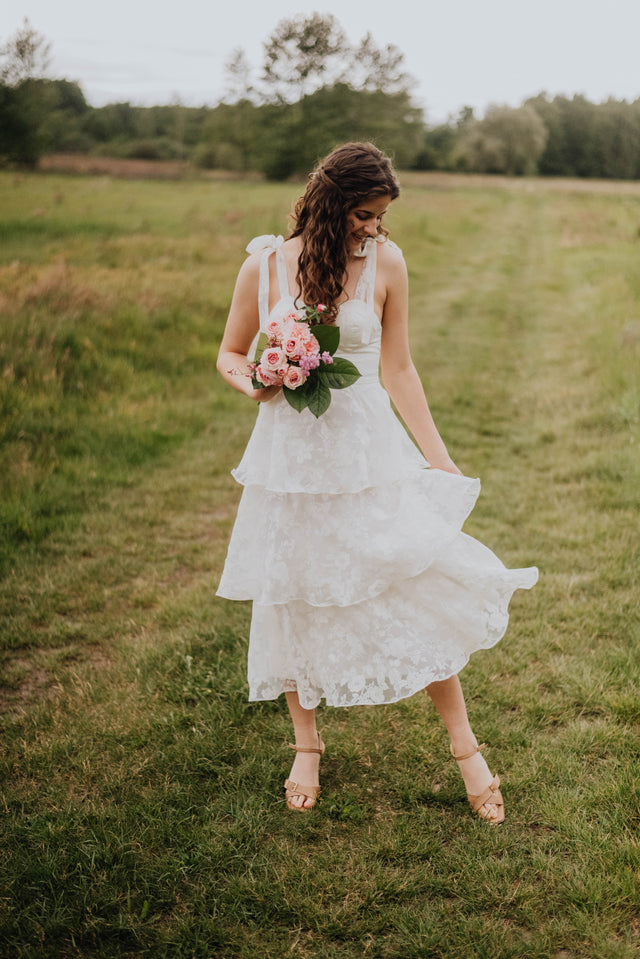 ever CODI|Bow Straps Floral Lace Tiered Dress Fan Photos 8
