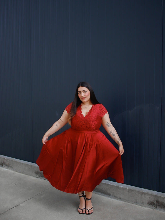 ever HARLEY|Romantic V-neck Lace Bodice Wedding Guest Dress with Pockets Fan Photos 7
