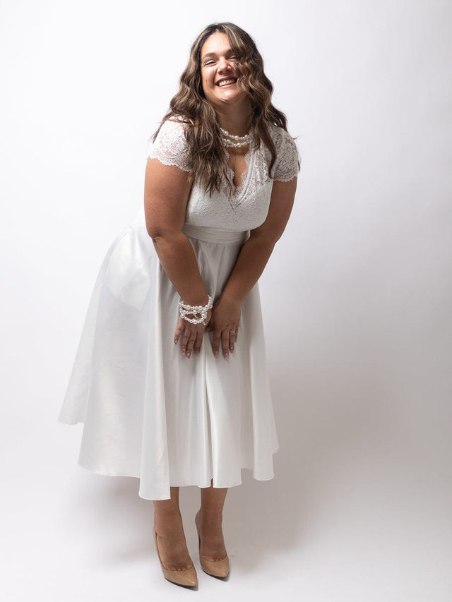 ever HARLEY|Romantic V-neck Lace Bodice Wedding Guest Dress with Pockets Fan Photos 4
