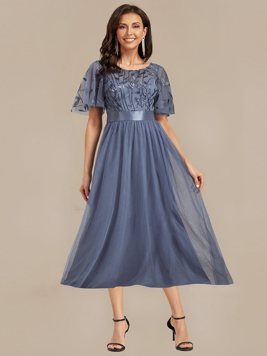 Elegant Plus Size Sequin Leaf Embroidery Midi Dress with Sheer Sleeves