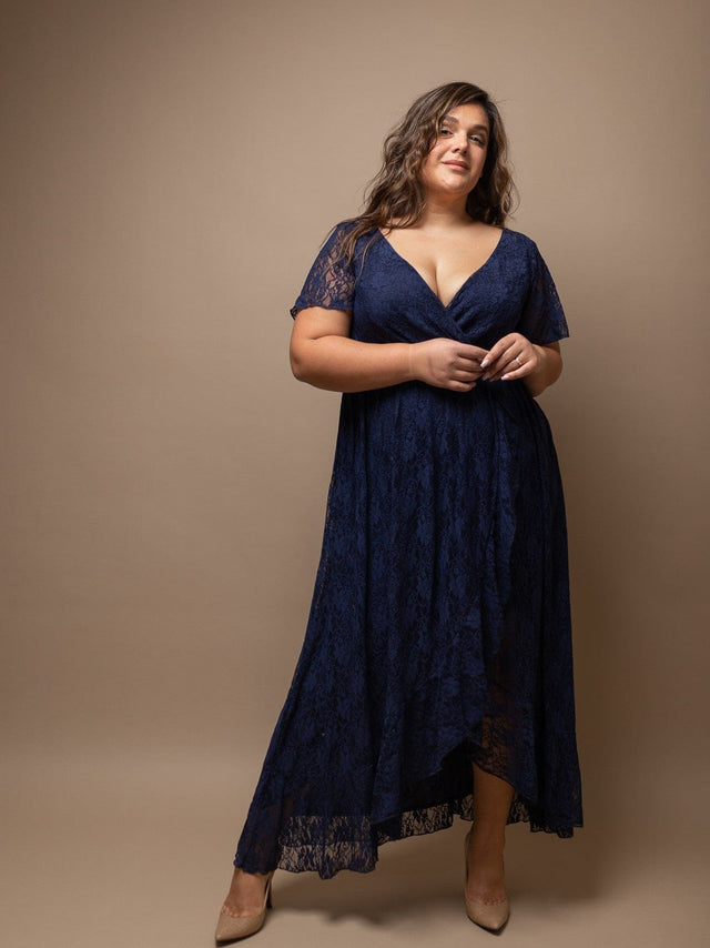 pretty ELISE|Plus Size Ruffled Lace Formal Evening Dress Fan Photos 4
