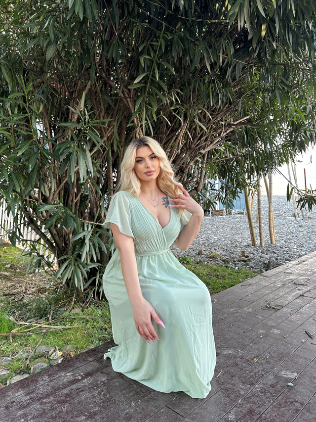 ever LEORA|Flowy Pleated A-Line Chiffon Tie-Waist Bridesmaid Dress Fan Photos 9
