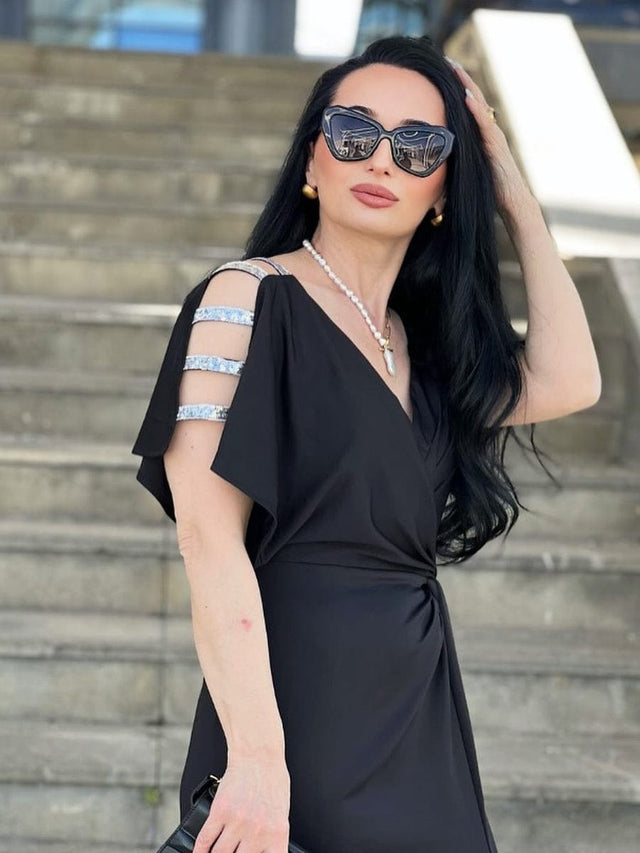 ever LYN|Pleated High Slit Hollow Out Sequin Sleeve V-Neck Formal Evening Dress Fan Photos 7

