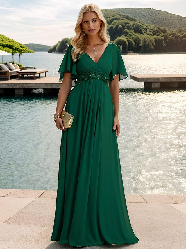 Sleek Fit Chiffon Evening Dress with Overlay Detail Clover