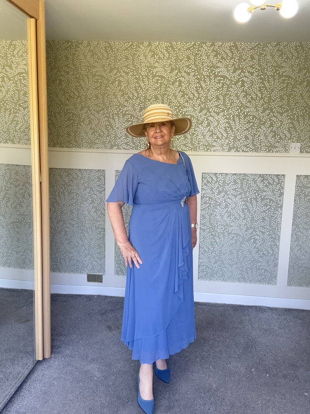 ever LILOU|Ruffle Sleeve Chiffon Midi Mother of the Bride Dress Fan Photos 4
