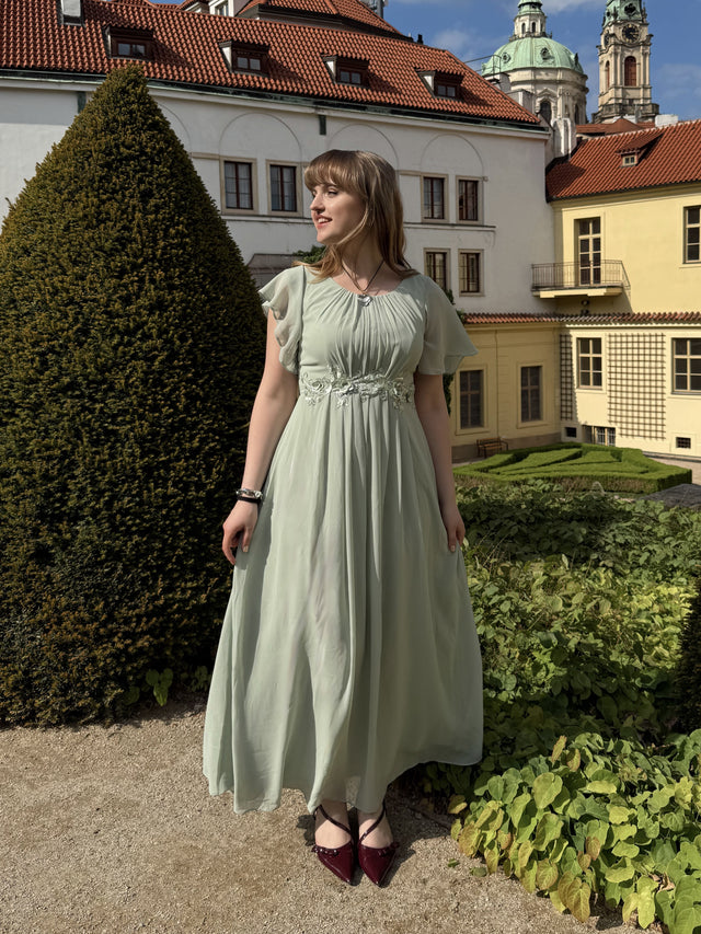 ever ASPYN|Pleated Applique Maxi Bridesmaid Dress Fan Photos 4
