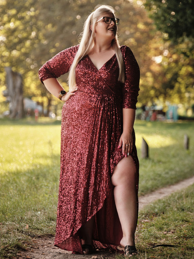 pretty SYREN|Plus Size Sequin V-Neck Long Sleeve High Slit Bodycon Evening Dress Fan Photos 6
