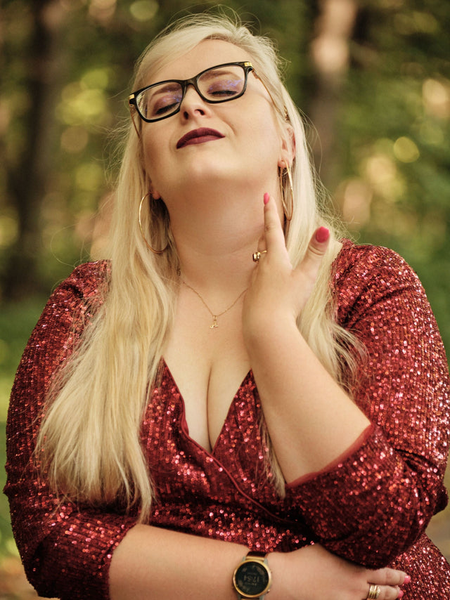 pretty SYREN|Plus Size Sequin V-Neck Long Sleeve High Slit Bodycon Evening Dress Fan Photos 8
