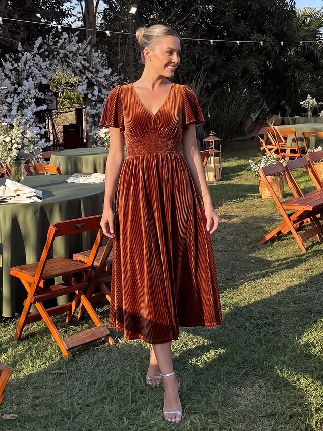 ever AZALEA|Graceful V-Neck Waist Design Short Sleeves Fall Velvet Midi Wedding Guest Dress Fan Photos 2

