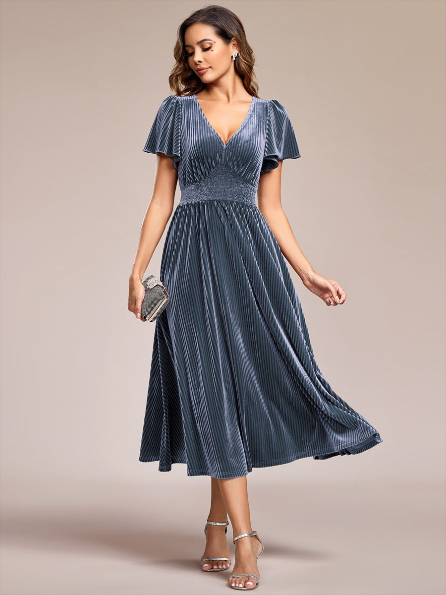 Graceful V-Neck Waist Design Short Sleeves Fall Velvet Midi Wedding Guest Dress #color_Dusty Blue