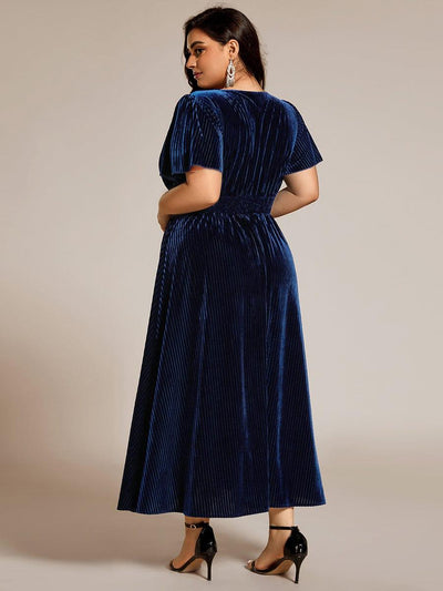 Plus Size A-line V-Neck Short Sleeve Pleated Velvet Fall Wedding Guest Dress #color_Navy Blue