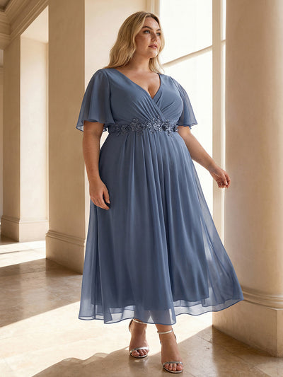 Plus Size Elegant Short Sleeves V-Neck Floral Applique Wedding Guest Dress  #color_Dusty Blue