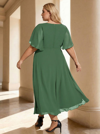 Plus Size Elegant Short Sleeves V-Neck Floral Applique Wedding Guest Dress  #color_Eucalyptus
