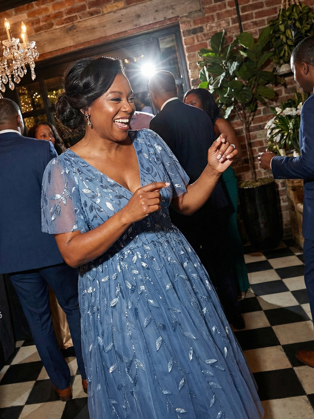 pretty SIMONE|Plus Size Sparkly Midi Cocktail Dress Fan Photos 9
