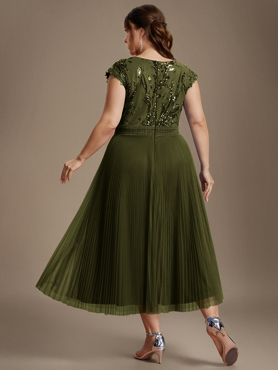 Plus Size See-through Sequin Wedding Guest Dress #color_Olive Green