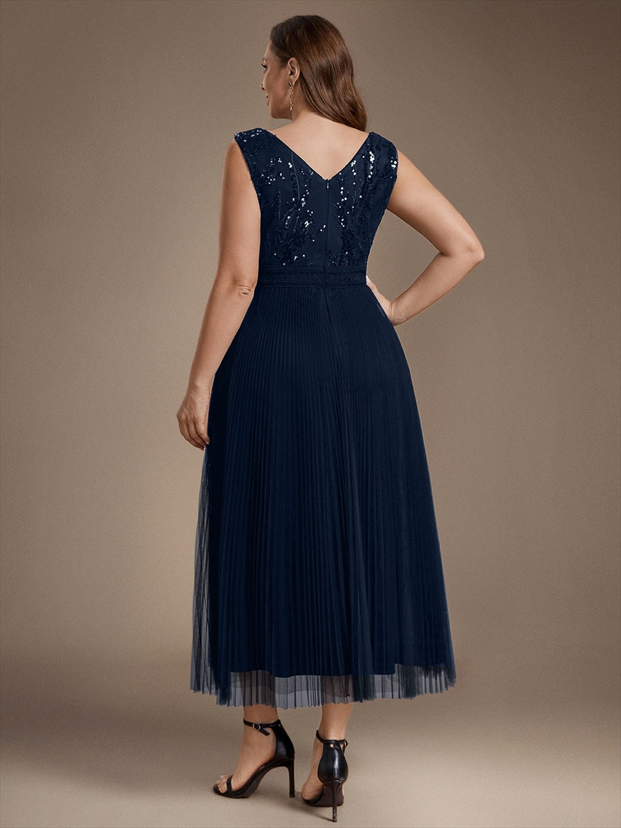 Plus Size Tulle Sleeveless Wedding Guest Dress #color_Navy Blue