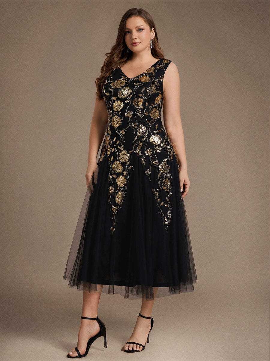 Plus Size Beading Floral Sequin Wedding Guest Dress #color_Black & Gold