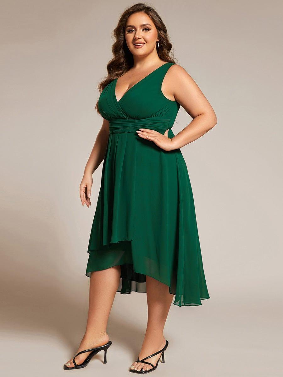 pretty AUGUST|Plus Size Pleated Sleeveless V-Neck Midi Chiffon Wedding  Guest Dress