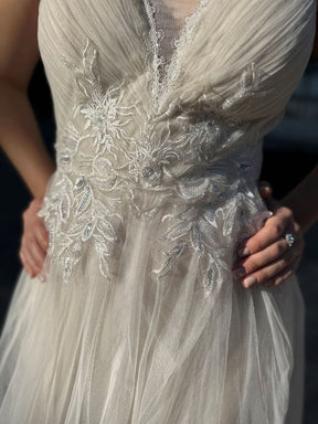 Tulle Floral Spaghetti Strap Illusion V-Neck A-Line Wedding Dress